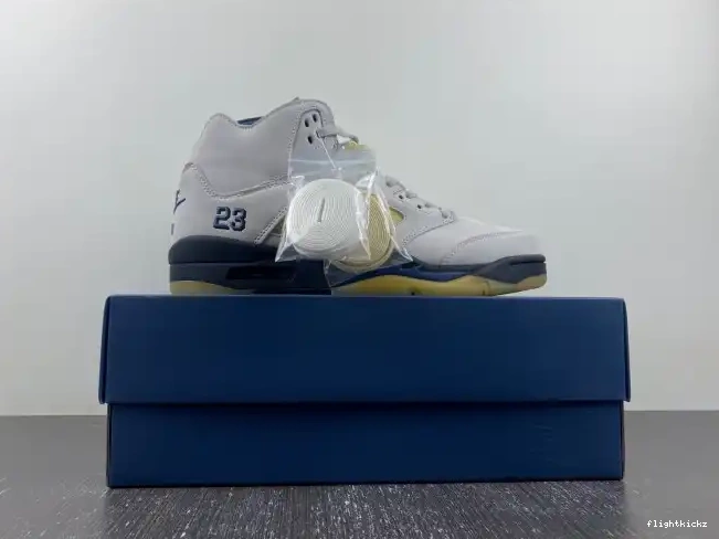 A 5 FZ5758-004 Jordan Ma Air x Maniere WMNS 0609